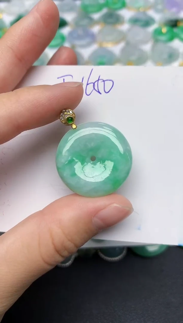 颈饰未镶嵌翡翠天然缅甸A货翡翠百元以上9元证书费自理