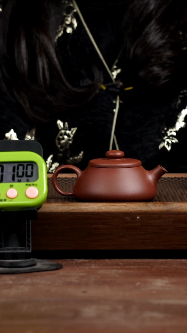 茶壶紫砂狰**狼黑星土石瓢160CC