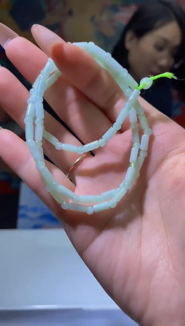 翡翠未镶嵌颈饰MFC0531043（多样性发其一）