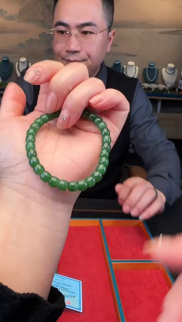 未镶嵌手链和田玉卡7直切