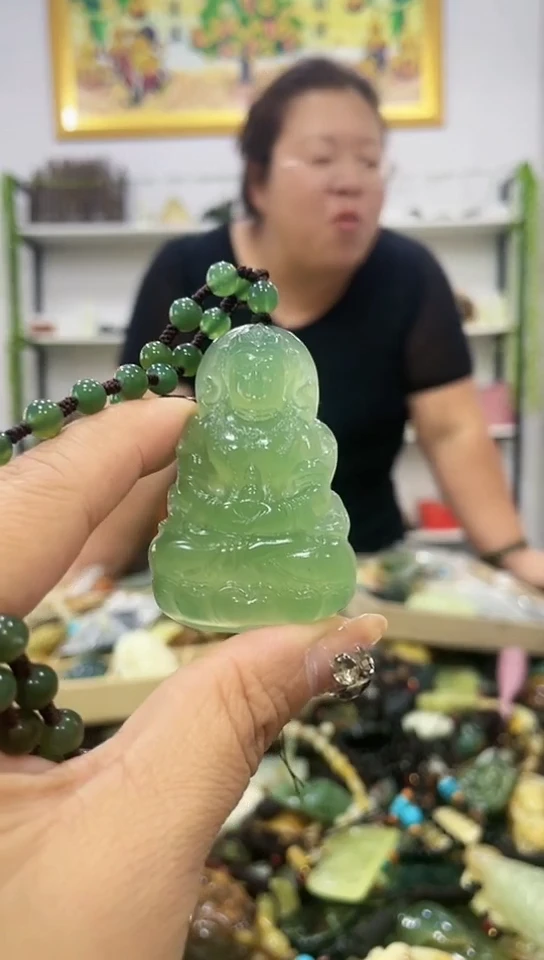 未镶嵌岫玉挂件