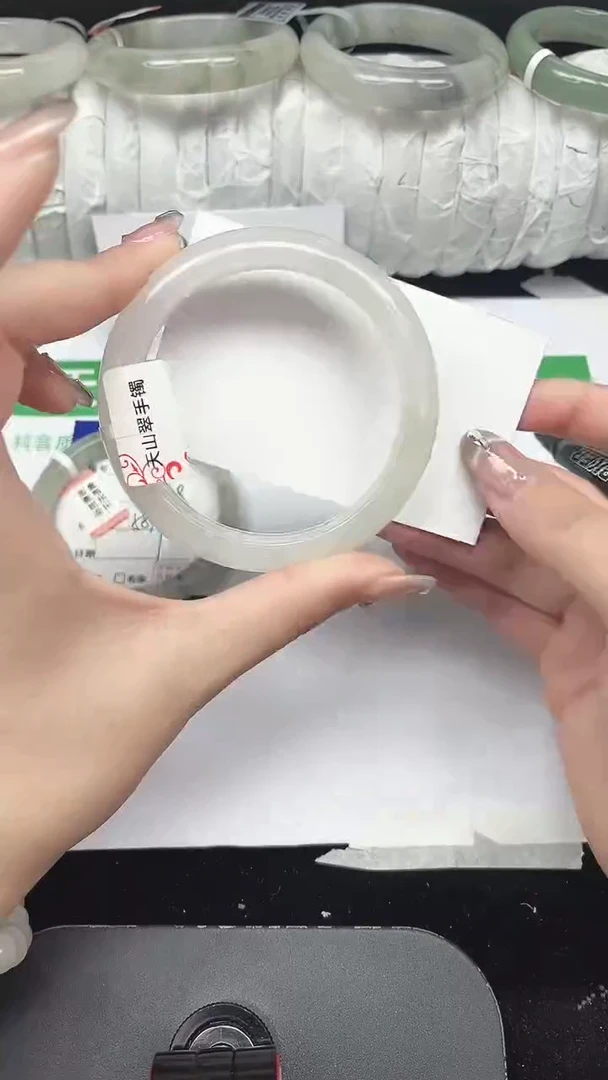 未镶嵌手镯石英质玉38-58/59