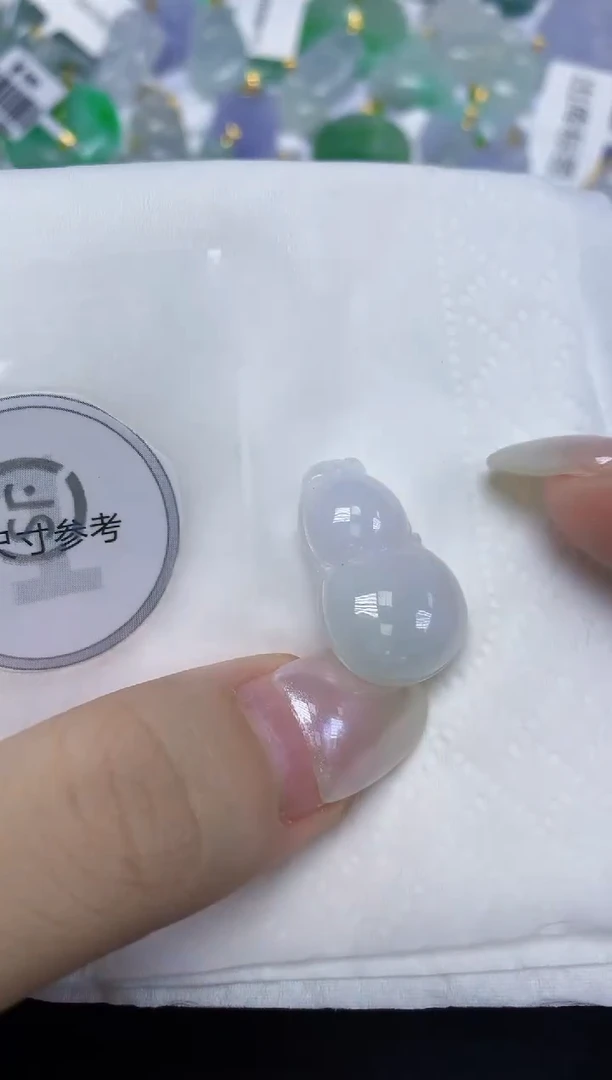 翡翠未镶嵌颈饰天然缅甸翡翠A货百元以上9元证书费自理