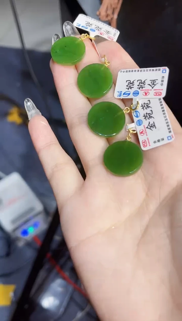 吊坠(不含链)银S925镶嵌和田玉多样性发货其一孤品默认微瑕