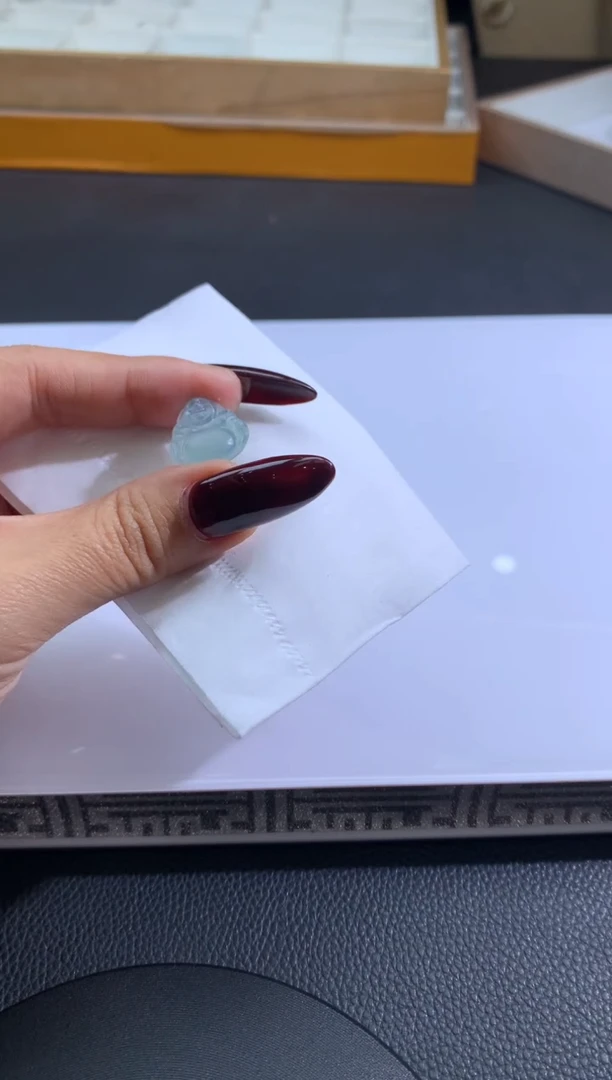 【闪购商品】定制翡翠未镶嵌翡翠