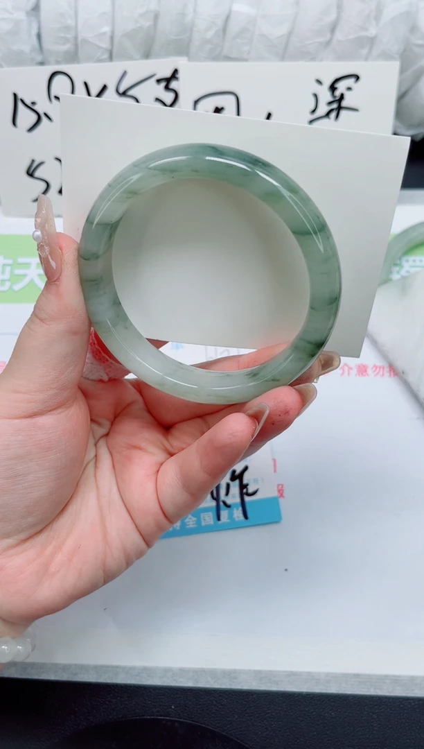 石英质玉手镯未镶嵌b177-60