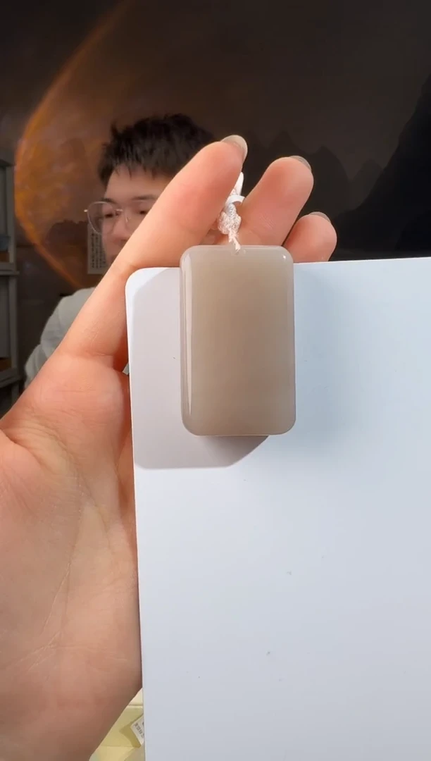 颈饰未镶嵌和田玉藕粉无事牌 47.6*28.6*15