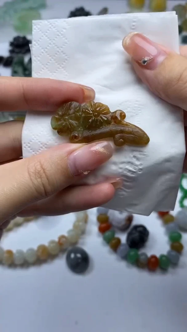 未镶嵌定制翡翠毛货定制不退不换