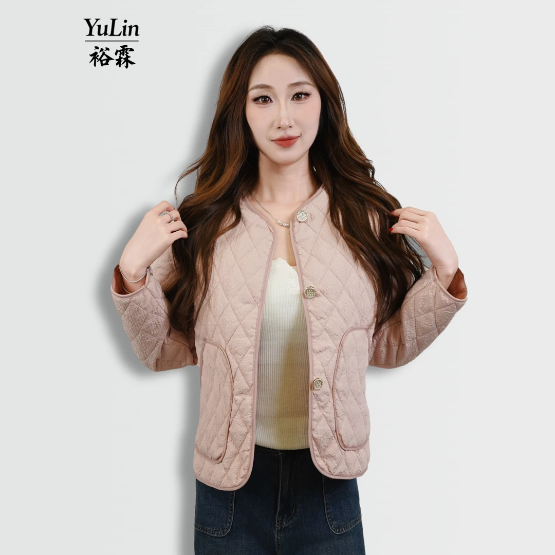 温柔韩系女装温柔菱形格圆领棉服小香风轻盈显白甜美短款上衣
