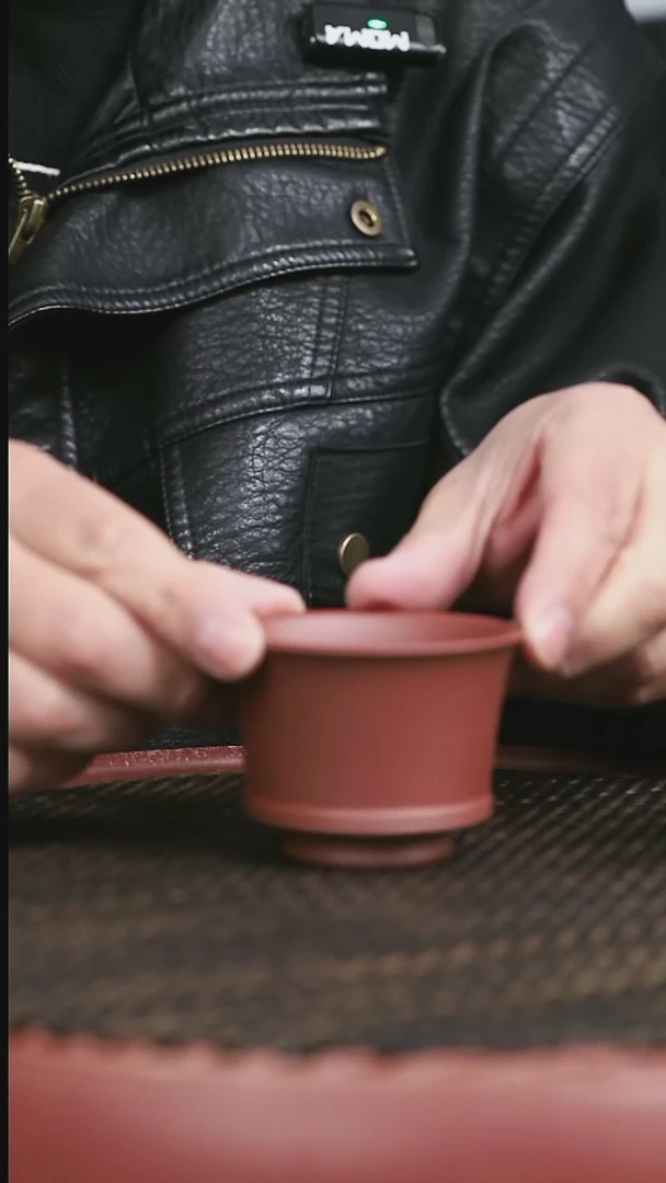 【闪购商品】紫砂底槽清50号双线撇口杯