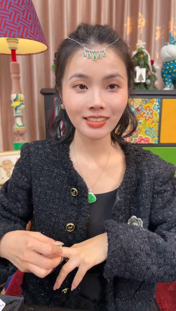 【闪购商品】翡翠戒指18K金镶嵌戒指