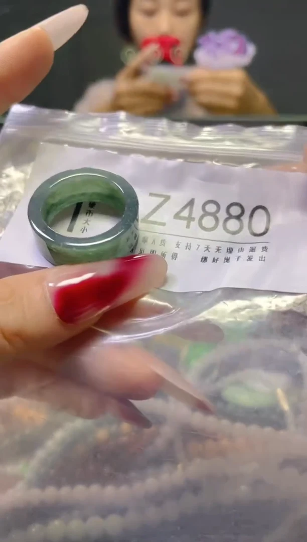 颈饰未镶嵌翡翠/Z/翡翠A货，一件也是批发价