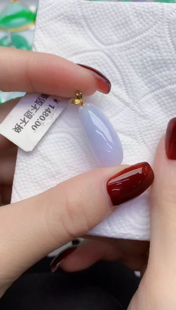 颈饰18K金镶嵌翡翠缅甸天然翡翠A货