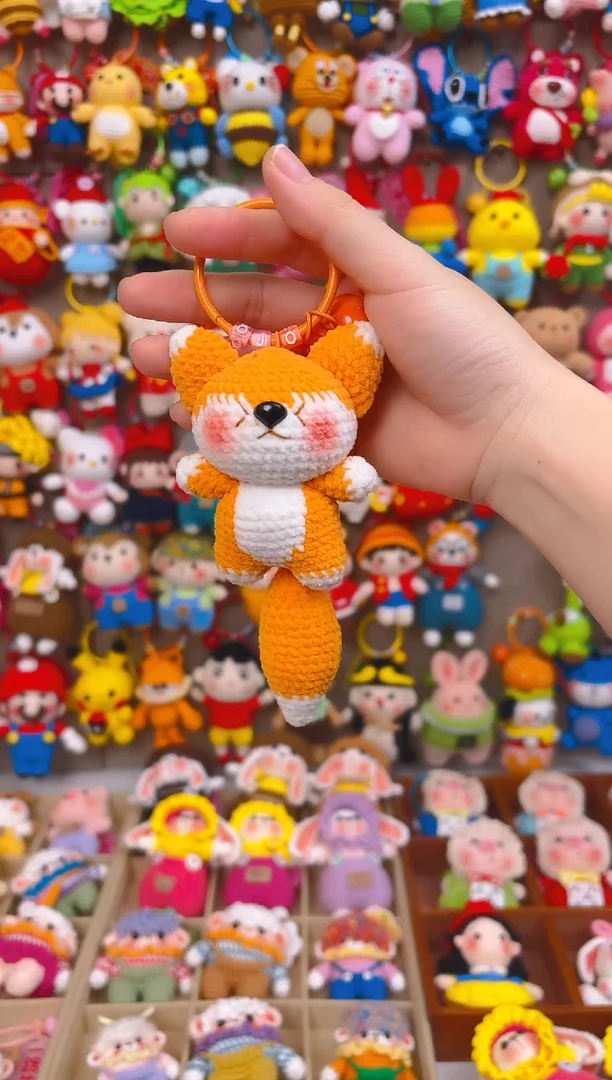 纯手工制作毛线钩织成品狐狸