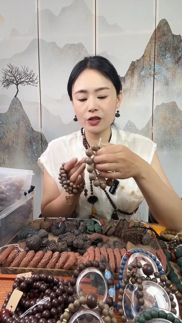 泥塑合香碧云散手串