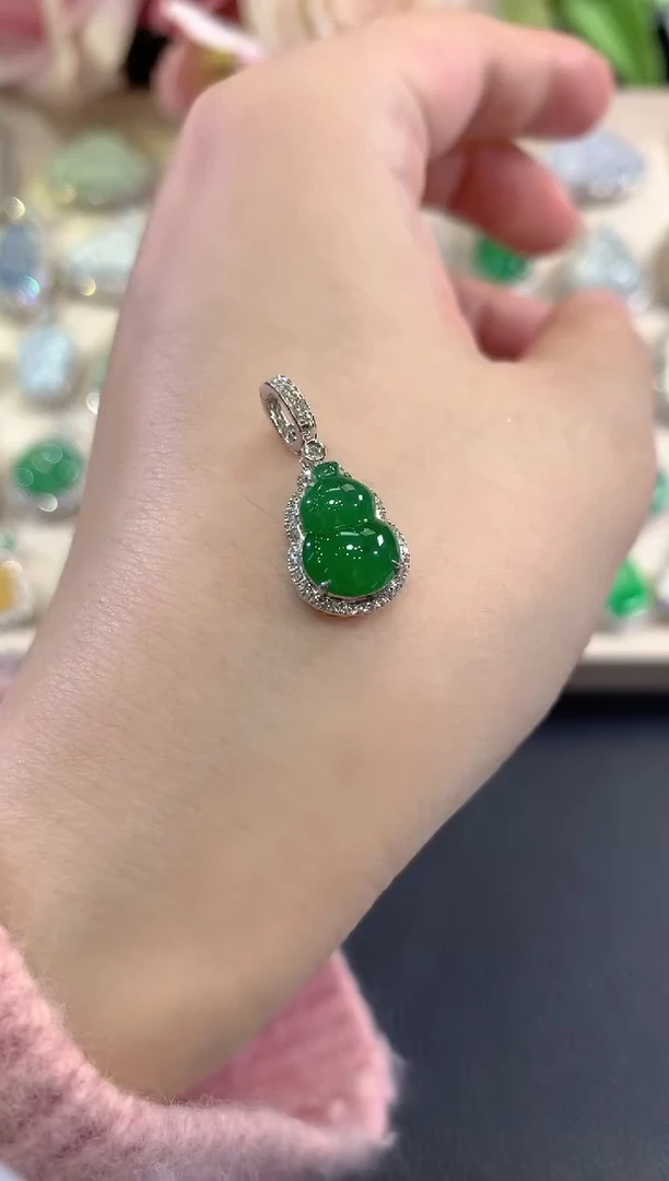 吊坠(不含链)18K金镶嵌翡翠b44