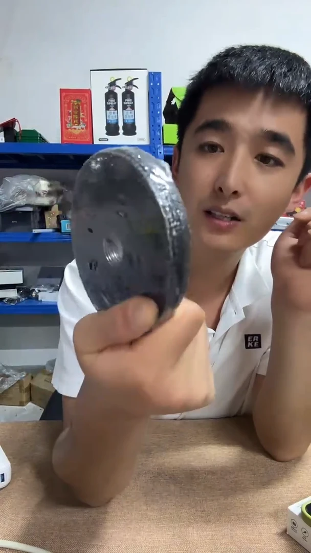 切割片一包......