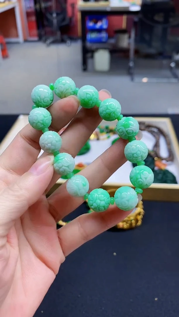 颈饰未镶嵌翡翠翡翠手串-83