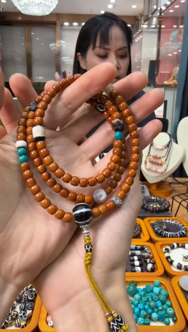 未镶嵌手链玛瑙/玉髓B****t手串