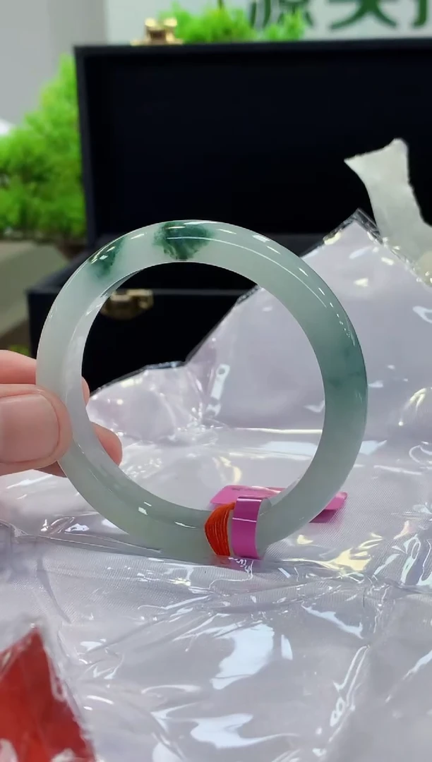 未镶嵌手镯翡翠翡翠手镯