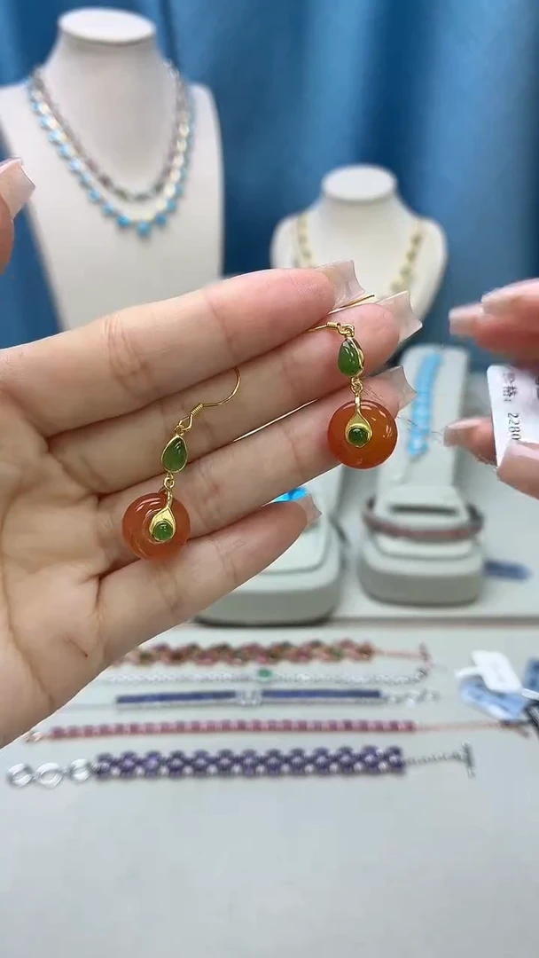 银S925镶嵌南红玛瑙耳饰082BJ1209产品一个（多样性）