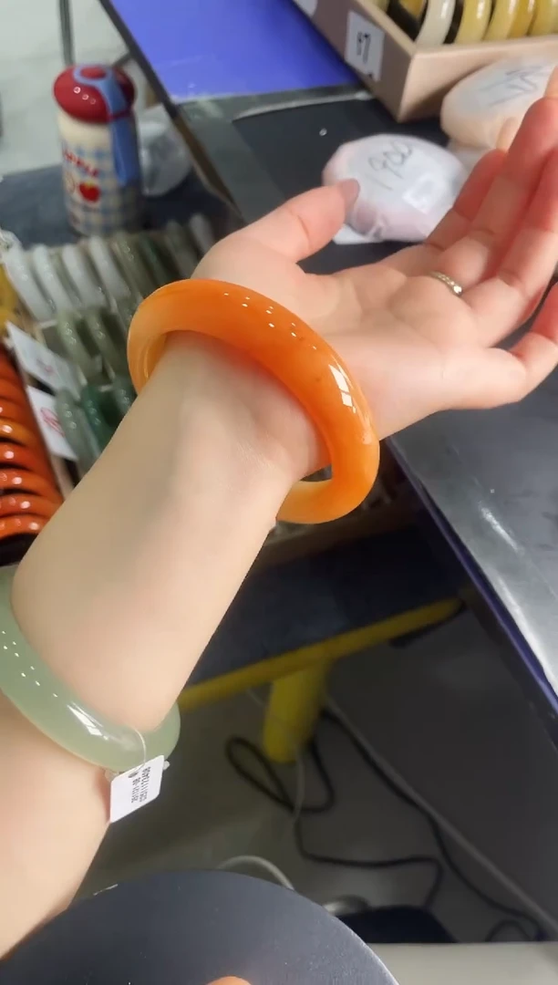 未镶嵌手镯石英质玉z85-HHB63+