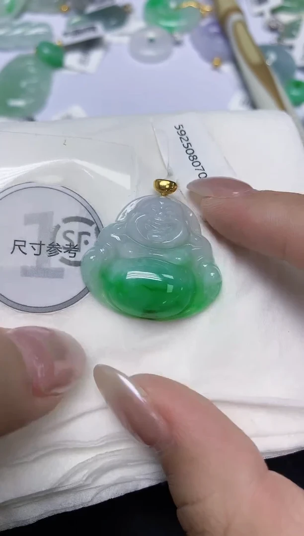 翡翠18K金镶嵌颈饰天然缅甸翡翠A货百元以上9元证书费自理