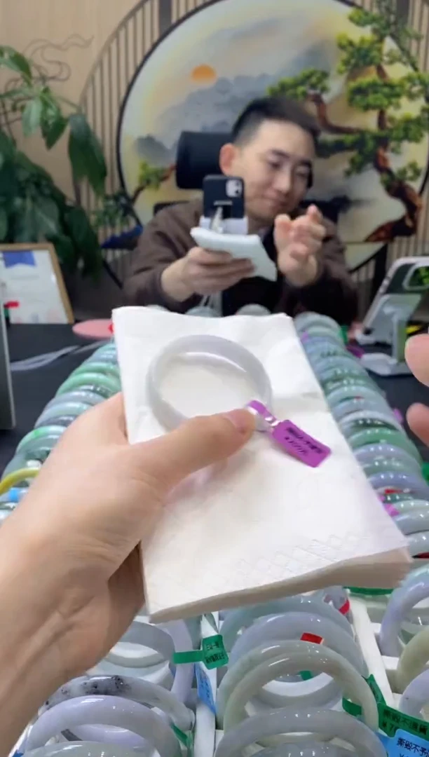 【闪购商品】翡翠手镯未镶嵌0000014256