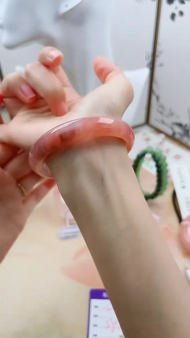 石英质玉手镯未镶嵌L10微色差58.6mm