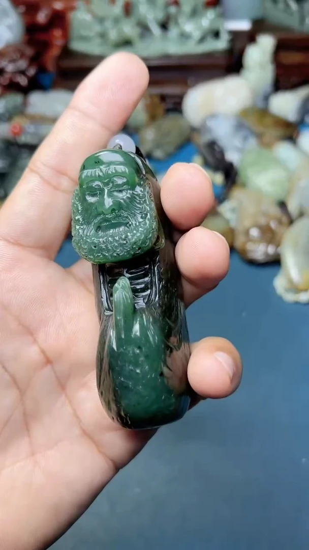 未镶嵌和田玉把件-