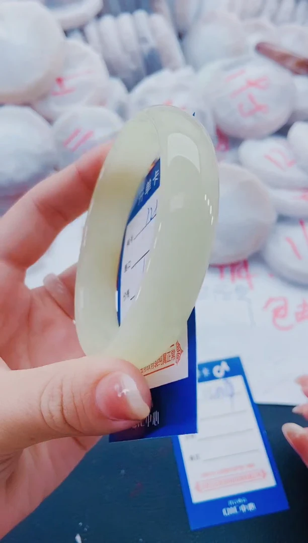 未镶嵌手镯石英质玉洋**奶N105-64-65