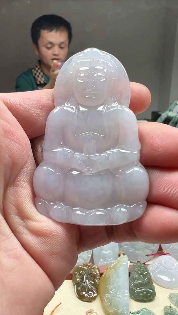 吊坠(不含链)未镶嵌翡翠正装观音