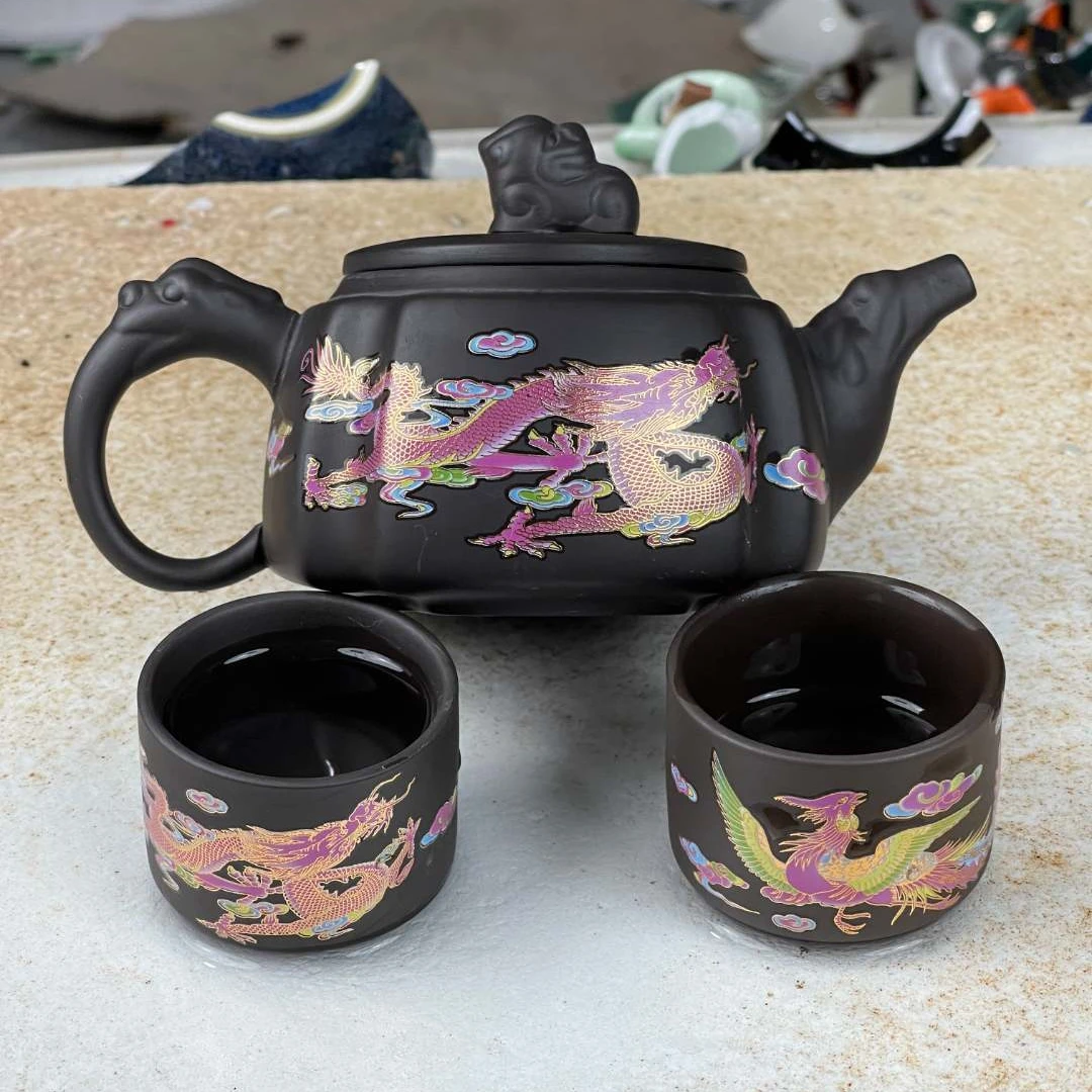 【闪购商品】新龙凤呈祥深井老紫泥四方壶（紫气东来款  送两杯）