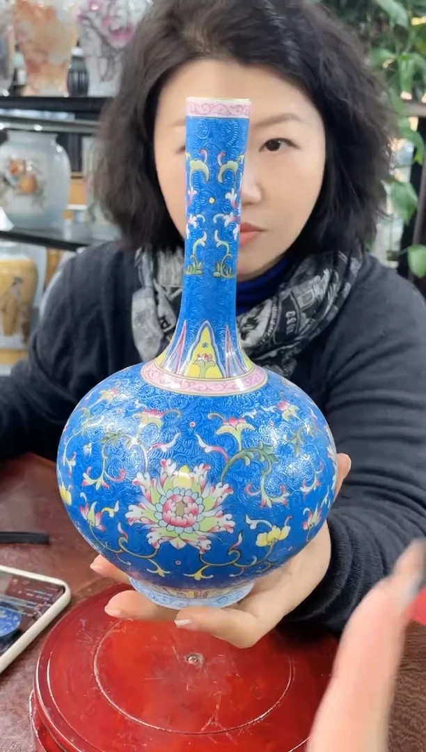 【闪购商品】052陶瓷供应链釉上蓝扒花凤尾草天球瓶