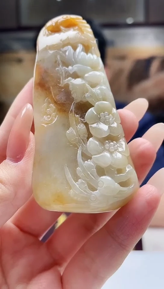 吊坠(不含链)未镶嵌翡翠390