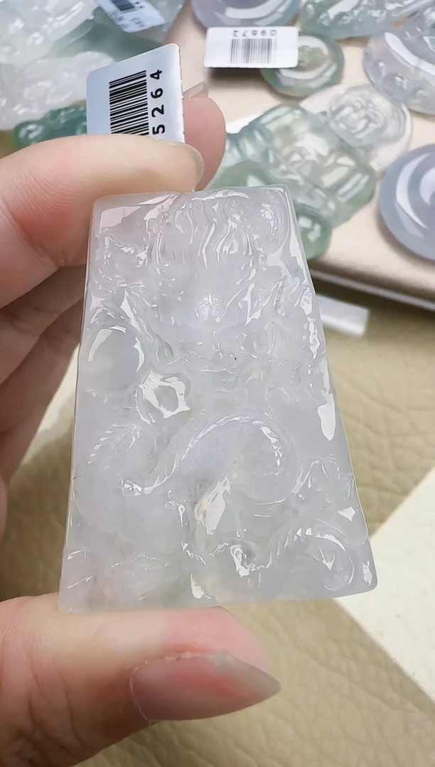 翡翠未镶嵌颈饰缅甸翡翠a货