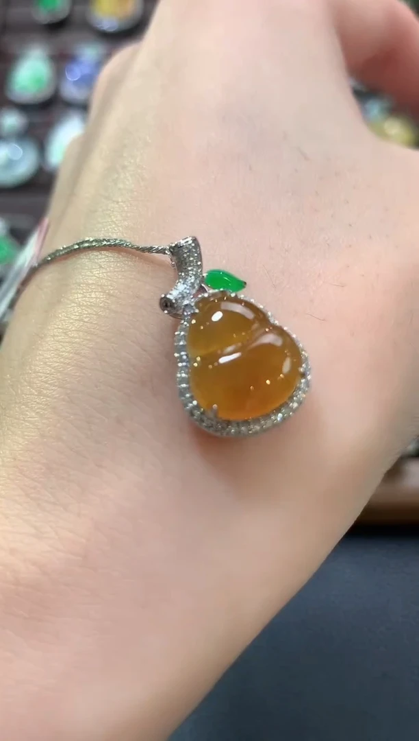 吊坠(不含链)18K金镶嵌翡翠a57