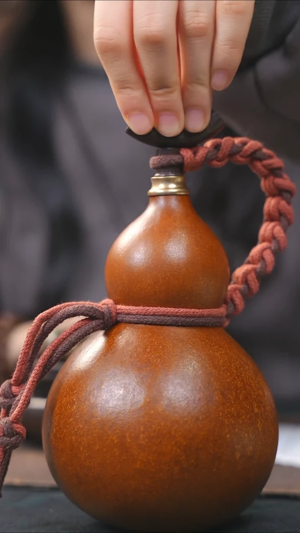 【闪购商品】YX180大漆酒葫芦不包手串及旋转底座