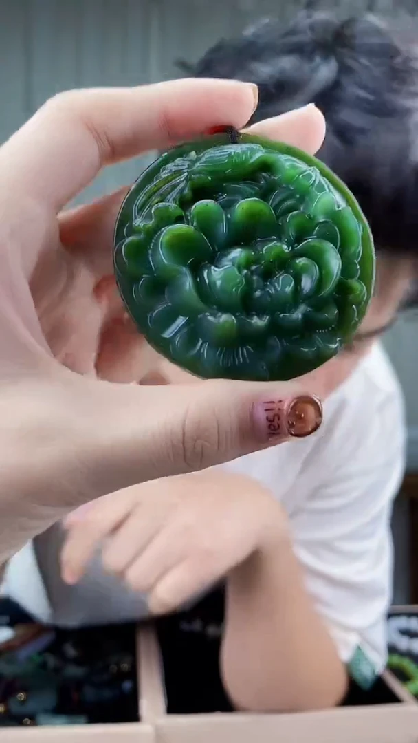 颈饰未镶嵌和田玉拍一发一，多样性发货