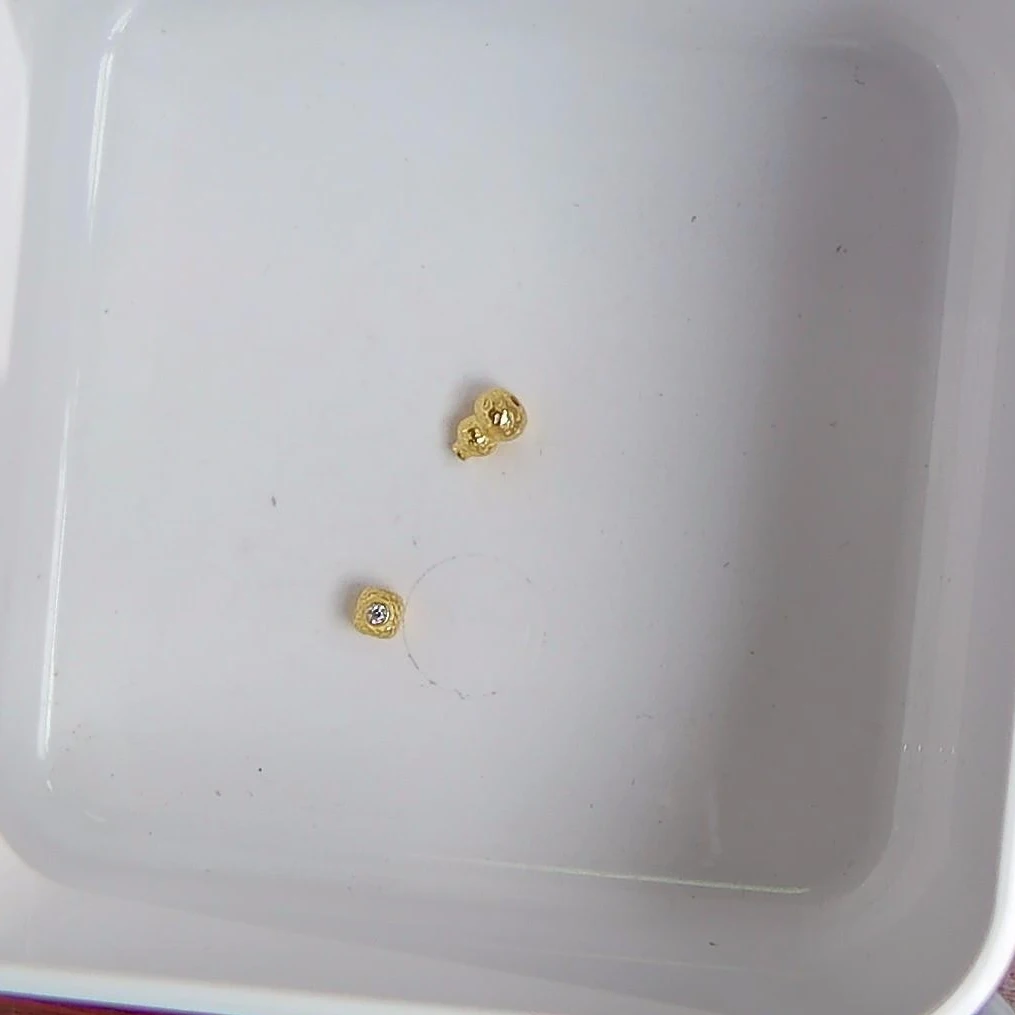 黄金足金小金 豆