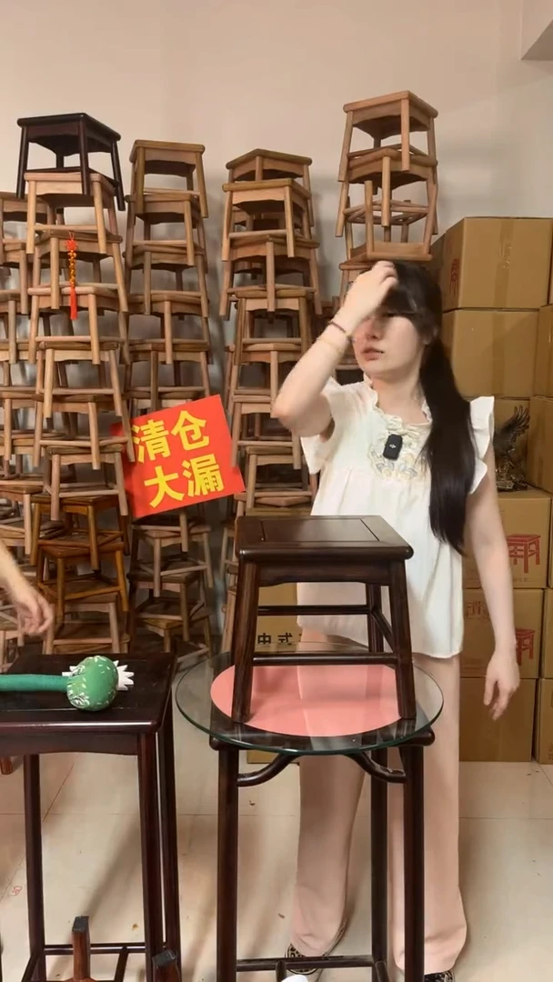 花梨木类8号柬酸小方凳