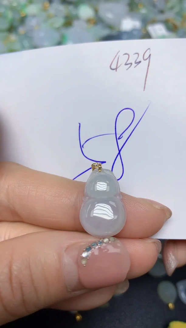 【闪购商品】翡翠挂件18K金镶嵌 天然翡翠A货