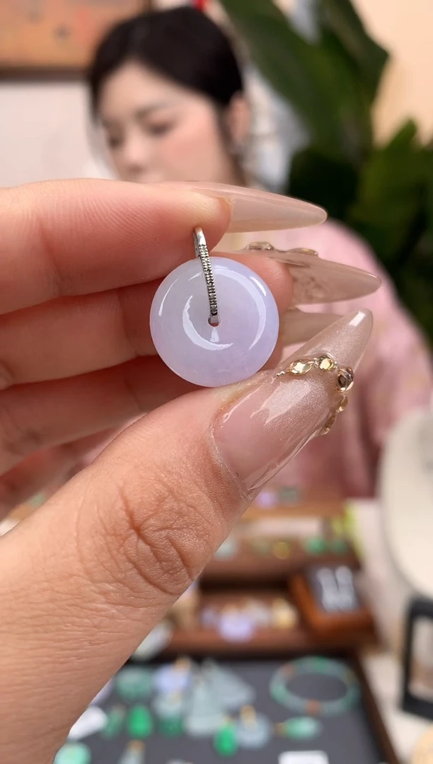 【闪购商品】翡翠吊坠(不含链)18K金镶嵌平安扣