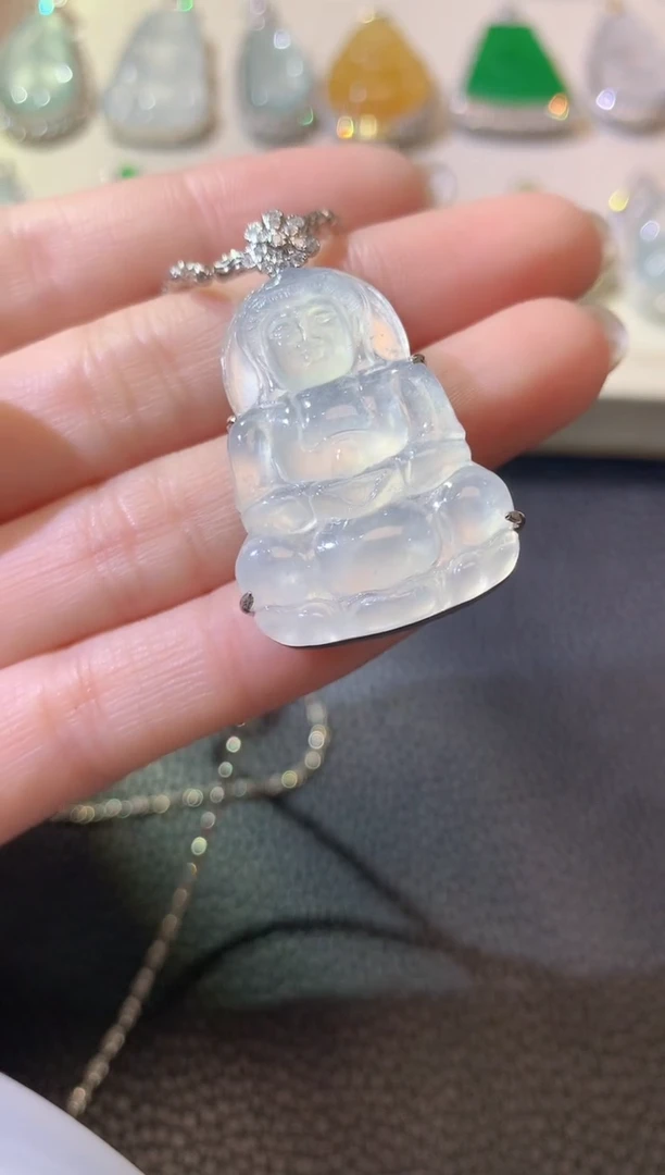 【闪购商品】翡翠吊坠(不含链)18K金镶嵌B57