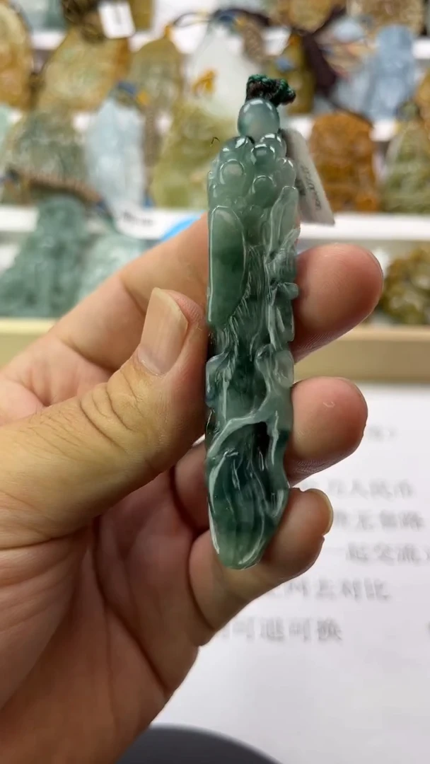 翡翠未镶嵌颈饰天然翡翠