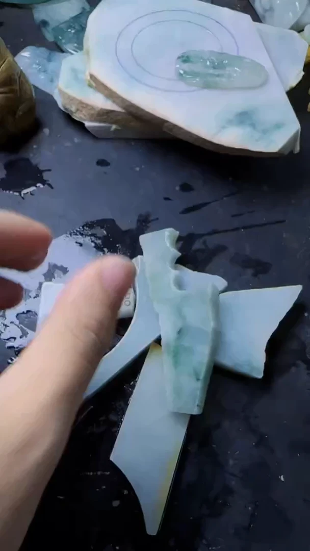 未镶嵌挂件翡翠125