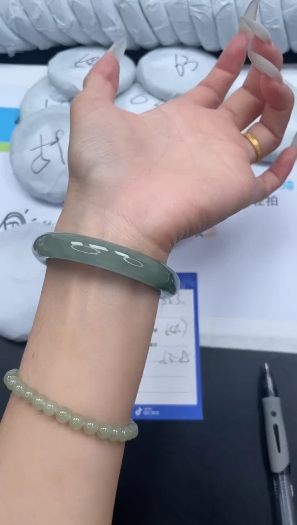 无非金属所见即所得高冰手镯23-54.7