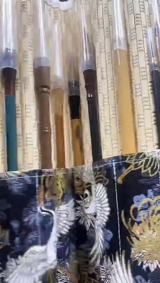 瓷片闪购商品  如图所示