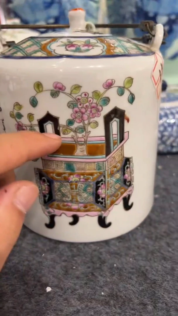 摆件瓷摆件瓷摆件钟鼎大水壶