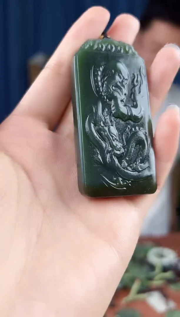 未镶嵌和田玉挂件拍一发一，多样性发货